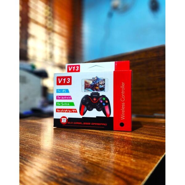 V13 Wireless Bluetooth Gamepad